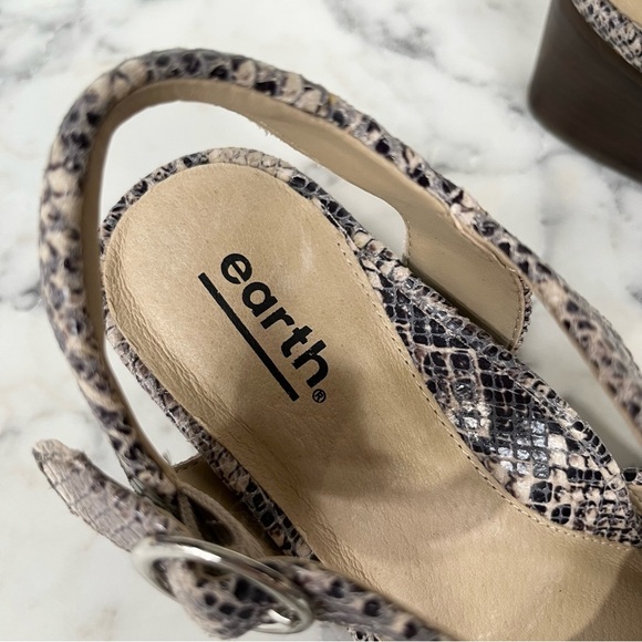 NWOT EARTH MURANO HAZE MULTI TAUPE SNAKESKIN BLOCK HEEL SANDALS 6.5 - Picture 10 of 11